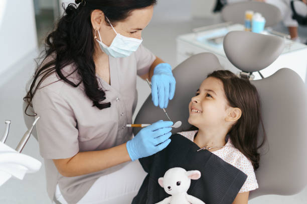Best Emergency Dental Services for Seniors in Clarendon Hls, IL