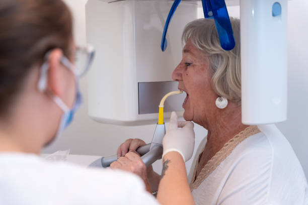Best Orthodontic Emergency Dentist in Clarendon Hls, IL