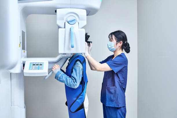 Best Mobile Emergency Dentist in Clarendon Hls, IL